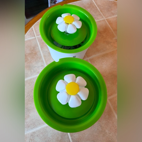 Catit Flower Fountain✨ - Picture 5 of 10